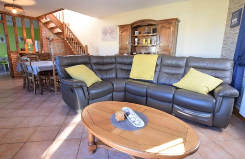 Criquetot-lʼEsneval House | Stunning home in Criquetot-l'Esneval