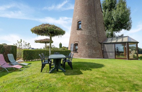 Oombergen House | Stunning Holiday Home in Oombergen with Terrace and Garden