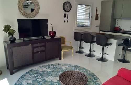 Tarcento House | Stunning Holiday Home with Pool and 360° View