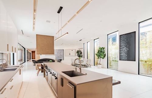 Los Angeles Villa | Stunning Hollywood Hills Villa Retreat -5BRM