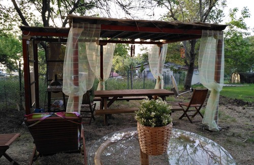 Burgas Ski Chalet | Stunning Home 6 minutes from the beach-Free wifi and barbecue