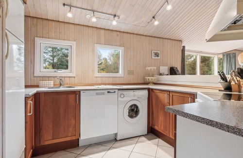 Torup Strand House | Stunning home in Fjerritslev with WiFi