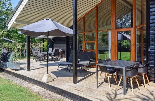 Jegum House | Stunning home in Oksbøl with kitchen