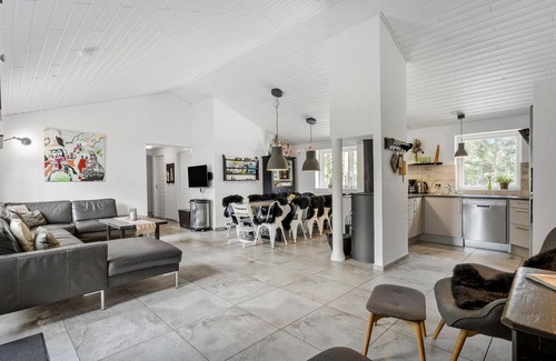 Klegod Strand House | Stunning home in Ringkøbing with sauna