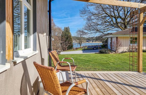 Kungalv O House | Stunning home in Romelanda with kitchen
