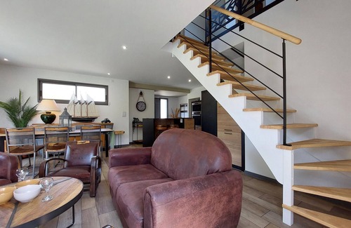 Saint-Jacques House | Stunning home in Sarzeau with WiFi