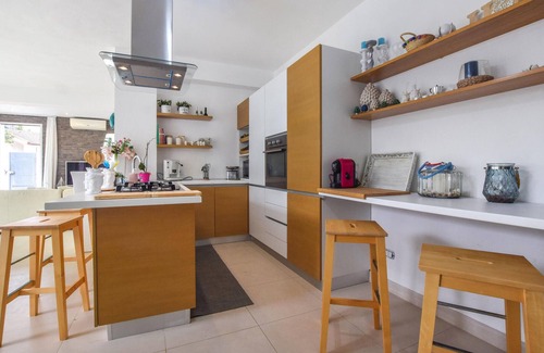Marinella di Selinunte House | Stunning home in Selinunte with WiFi