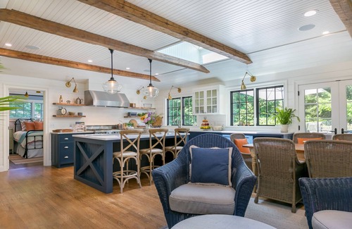 Pond Cove House | Stunning home w/private beach and hot tub. Sleeps 12. 9 mins to DT Portland.