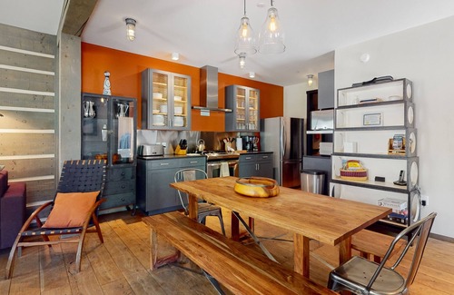 Taos Ski Valley House | Stunning home w/views to Kachina Peak, private W/D, ski-in/out access