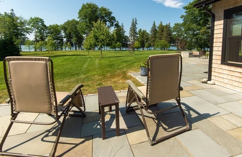 Hancock House | Stunning house & setting! Spectacular views. Book now for your preferred dates.