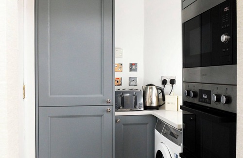 St. Andrews House | Stunning house (sleeps 5) in the heart of St. Andrews with private parking