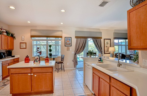 West Haven House | Stunning house with lanai, pool, ping-pong, full kitchen, & WiFi
