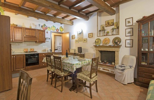 Po' Bandino Villa | Stunning private villa with WIFI, private pool, TV, patio, pets allowed and panoramic view