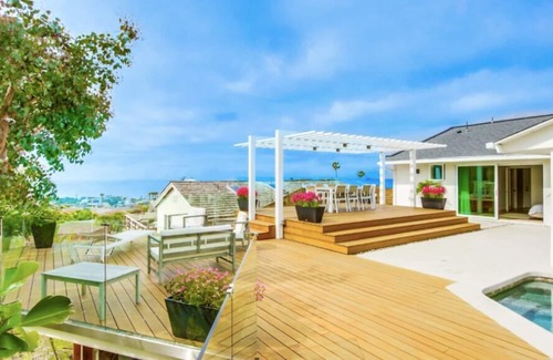 La Jolla Mesa House | Stunning La Jolla Beach House with Views