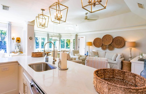 Kiawah Island Condo | Stunning Lagoon Views. Short Walk to Beach. Newly Renovated Villa w/Terrific Natural Light.