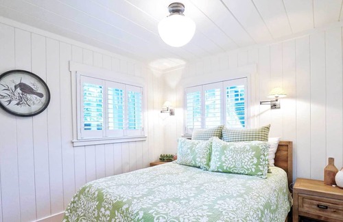 Soda Bay Resort | Stunning Lakeside Resort w/ Six Individual, Fully Stocked Cottages, Sleeps 32