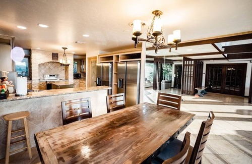 Lakeway House | Stunning Lakeway Paradise: Waterfront w Pool Spa