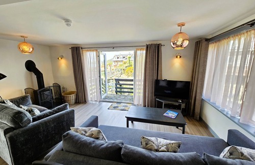 Slate Islands Apartment | Stunning Loch View House