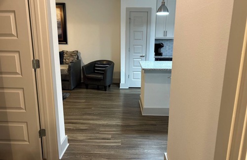 Southside Apartment | Stunning LuxRetreat w Pool View StJohnsTownCenter closed 2Fine Dining&Shopping
