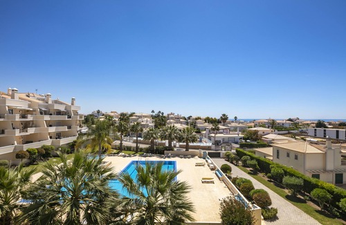 Sesmarias Apartment | Stunning Luxury Apartment in Fabulous Location Close to Beaches - Vila Rosal CN