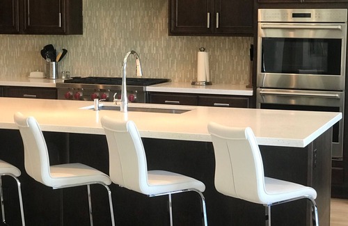 Chandler House | Stunning Luxury Brand Modern Executive home