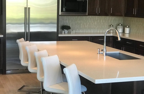 Chandler House | Stunning Luxury Brand Modern Executive home