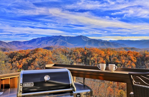 Chalet Village North Cabin | STUNNING Luxury Cabin! Game Room! 4 Fireplaces! Huge Decks Hot Tub! AMAZING View