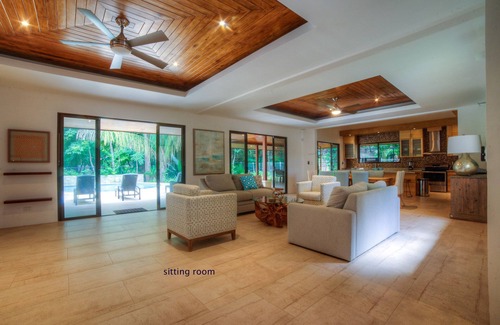 Playa Guiones House | Stunning Luxury Home - Walk to Beach - 11-14 guests