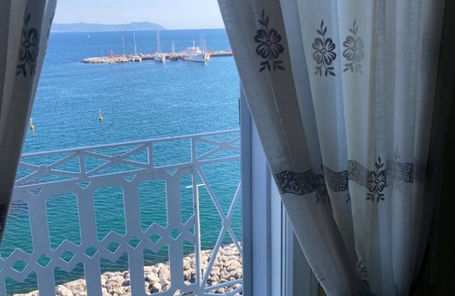 Chiaia House | Stunning luxury vacation home on the Naples waterfront with sea and Vesuvius views