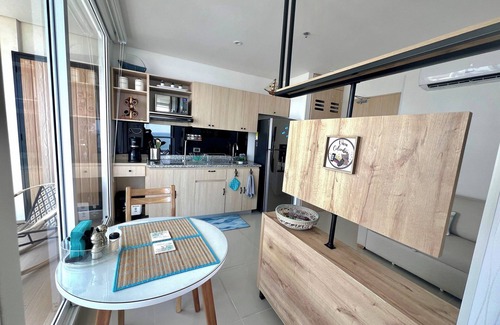 Historic Center Apartment | STUNNING NEW APARTMENT, 2 BALCONIES OCEAN VIEW ROOFTOP POOL DOWNTOWN SANTA MARTA