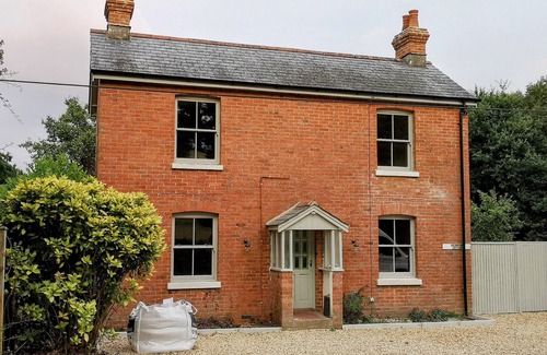 New Forest District Cottage | Stunning New Forest Cottage Close to Paultons Park/Peppa Pig World