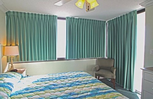The Dunes Condo | Stunning Ocean Front 2 bed, 2 bath condo with full kitchen and in-unit laundry