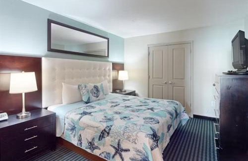 Downtown Myrtle Beach Apartment | Stunning Ocean Front OO Resort 7th Floor 2 Bdr