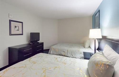 Downtown Myrtle Beach Apartment | Stunning Ocean Front OO Resort 7th Floor 2 Bdr