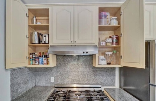 Sharp Park Villa | Stunning Ocean Mountain View Near SF+Beach 3 Suite