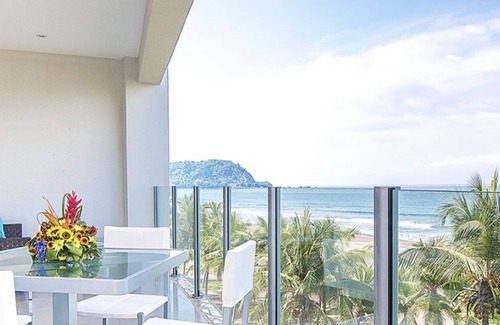 Jaco Condo | Stunning Ocean & Mountain Views