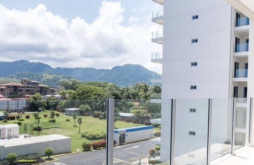 Jaco Condo | Stunning Ocean & Mountain Views