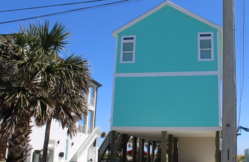 Flagler Beach House | Stunning Ocean Views, Sleeps 10, New Build, Beach!