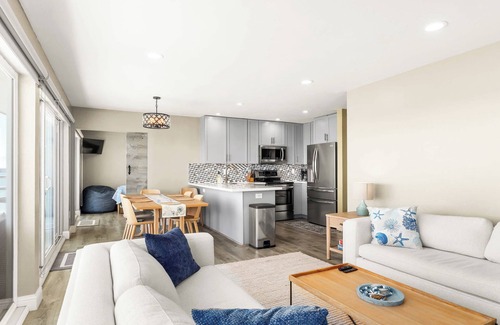 Rio del Mar House | Stunning Ocean View Apartment - 3 bedrooms