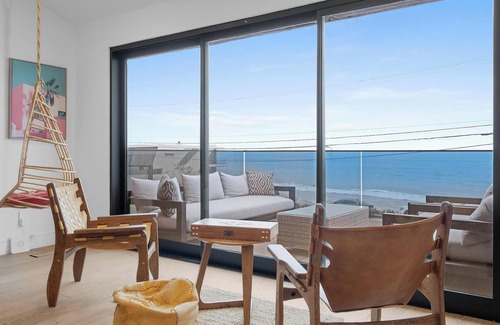 Eastern Malibu House | Stunning Ocean View Beach House W Pool & Spa