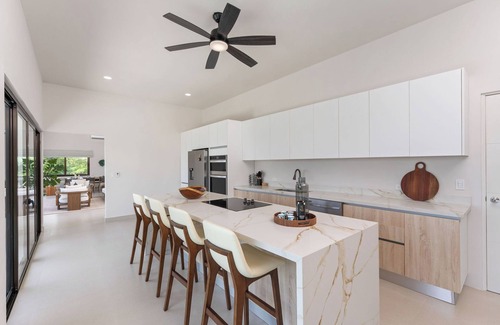 Coco House | Stunning ocean view house in CocoBay Estates