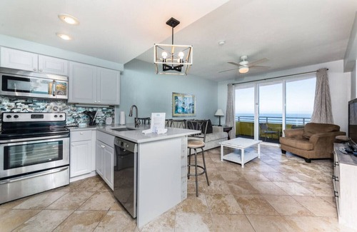 Brush - Stewarts Apartment | Stunning Oceanfront 1-Bedroom Renovation on 12th Floor at Wyndham Oceanwalk