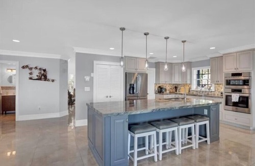 Islamorada House | Stunning Oceanfront Estate with Private Pool ~ Beach.
