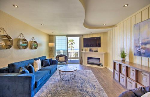 Townsite Apartment | Stunning Oceanside Condo Walk to the Beach!