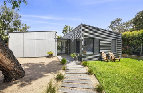 Anglesea House | Stunning on Noble! Su