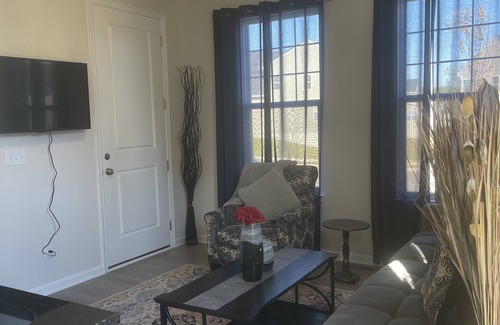 Stafford Apartment | Stunning one-bedroom private suite