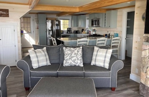 Chamberlain Cottage | Stunning Open Ocean View in Chamberlain