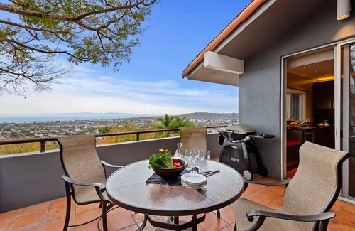 Riviera House | Stunning Panoramic Views From Contemporary Riviera Home!