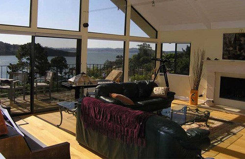 Belvedere Tiburon House | Stunning Panoramic San Francisco Bay Views, easy quick ferry to Pier 39