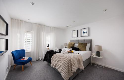 Plymouth Apartment | Stunning Penthouse Apartment - Sea view - Plymouth - Parking - By Habita Property